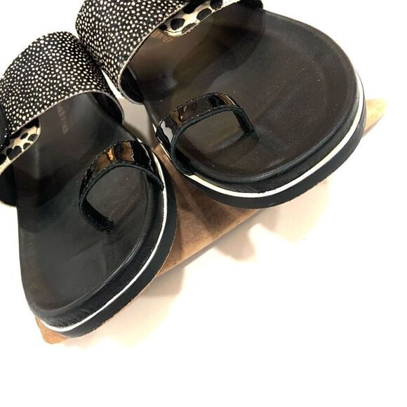 DONALD PLINER ‘Lorenzo’ Slip on Sandals - Picture 3 of 9